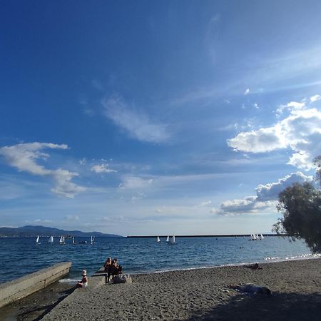 Vicky'S Cozy Nest, Your Home By The Sea Kalamata Extérieur photo