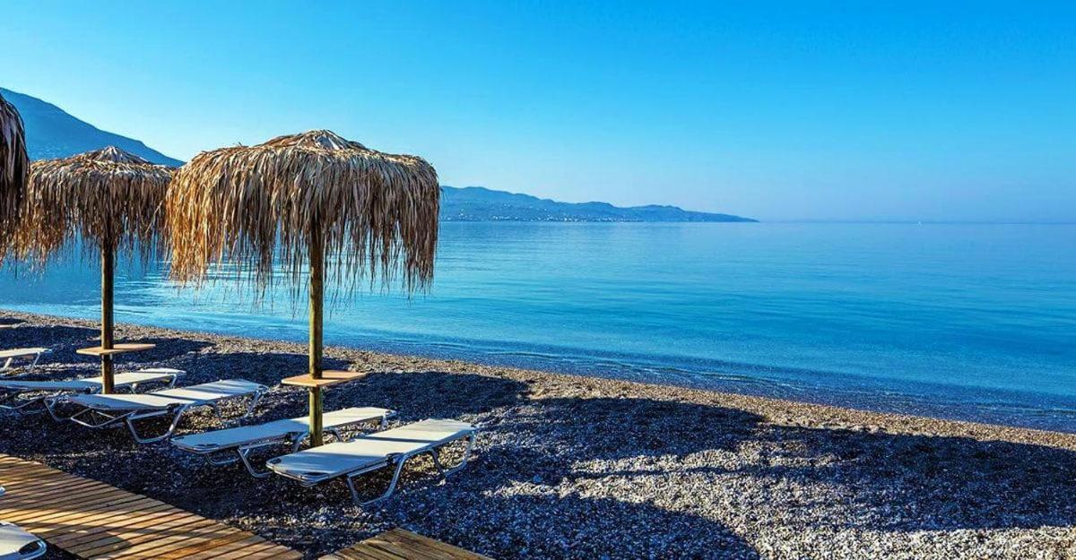 Vicky'S Cozy Nest, Your Home By The Sea Kalamata Extérieur photo